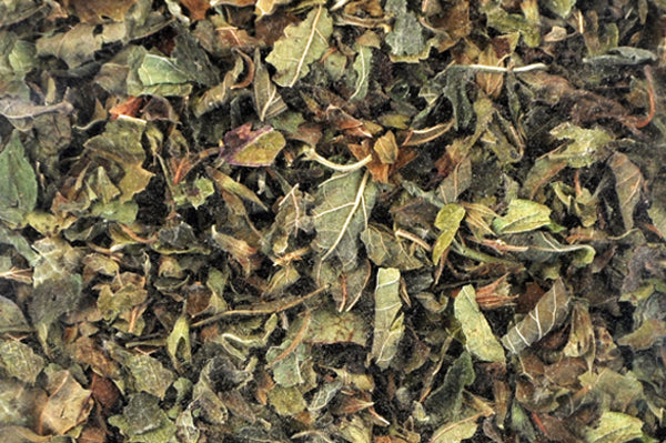 Melissenblätter getrocknet