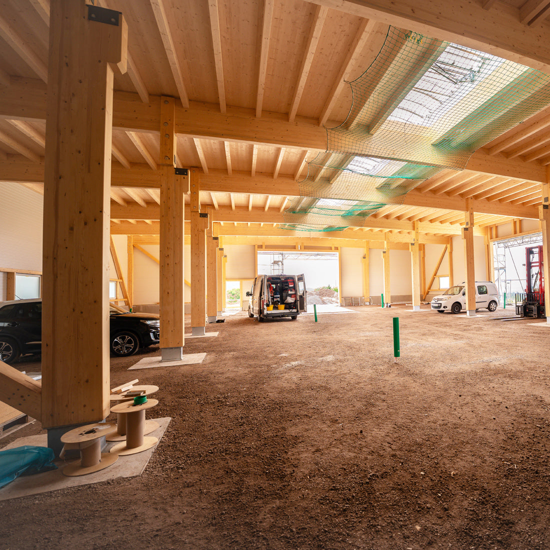 Neubau Fimensitz Rickenbach mit großer Werkstatt, Innenansicht